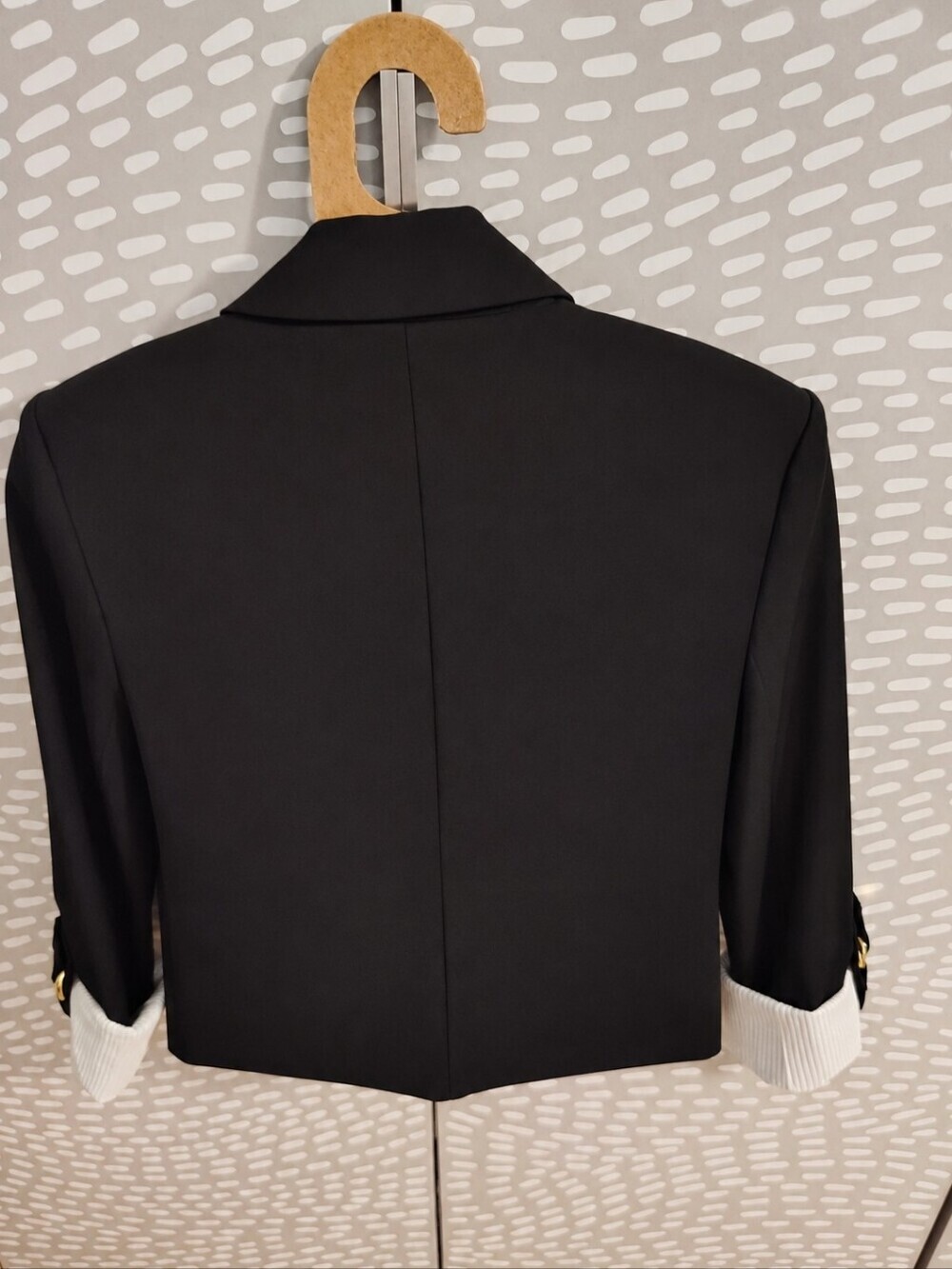 Veronica Beard Black Cropped Deckay Jacket Gold Buttons No Size Tag SAMPLE Sz 4 - Picture 4 of 5